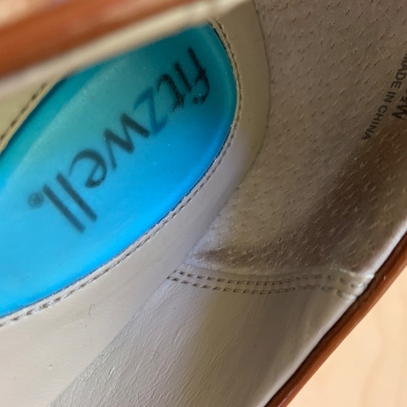 Fitzwell patent leather pump 6.5W - Picture 2 of 5